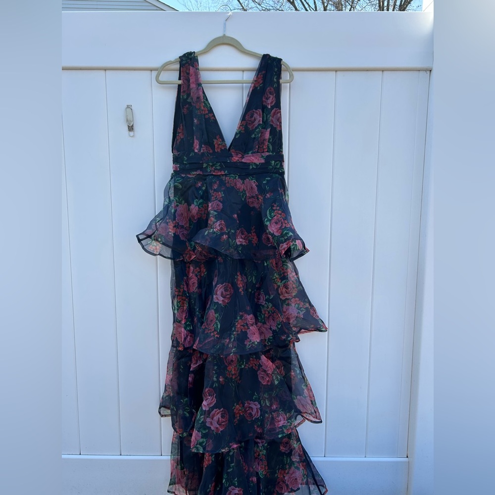 Lulus dress